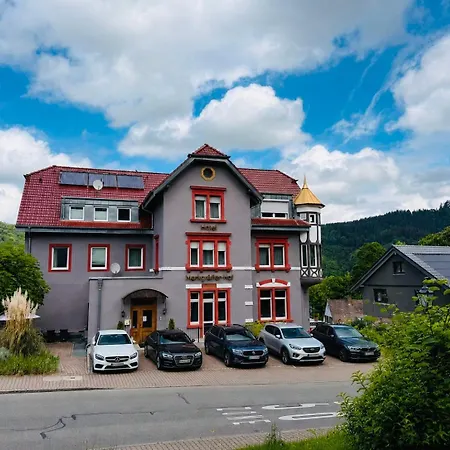 Markgraefler Hof Szálloda